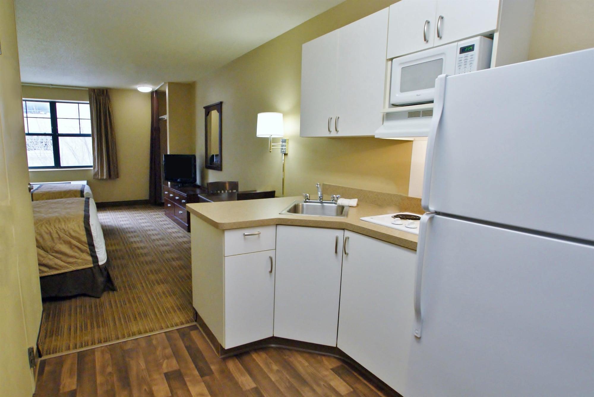 Extended Stay America Suites - Orlando - Lake Mary - 1036 Greenwood Blvd Bagian luar foto