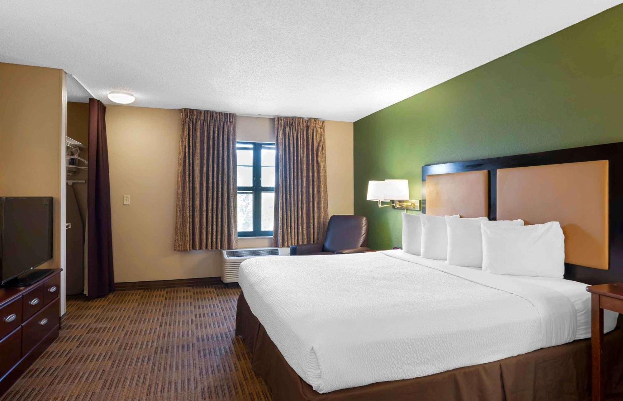 Extended Stay America Suites - Orlando - Lake Mary - 1036 Greenwood Blvd Bagian luar foto