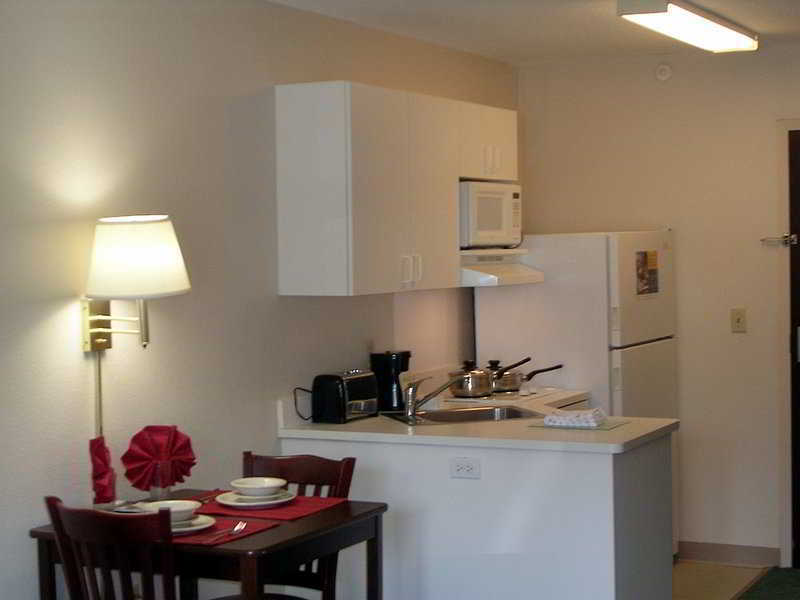 Extended Stay America Suites - Orlando - Lake Mary - 1036 Greenwood Blvd Bagian luar foto